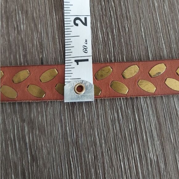 Levi's Brown Leather Studded Belt Sz 32 - Picture 8 of 8